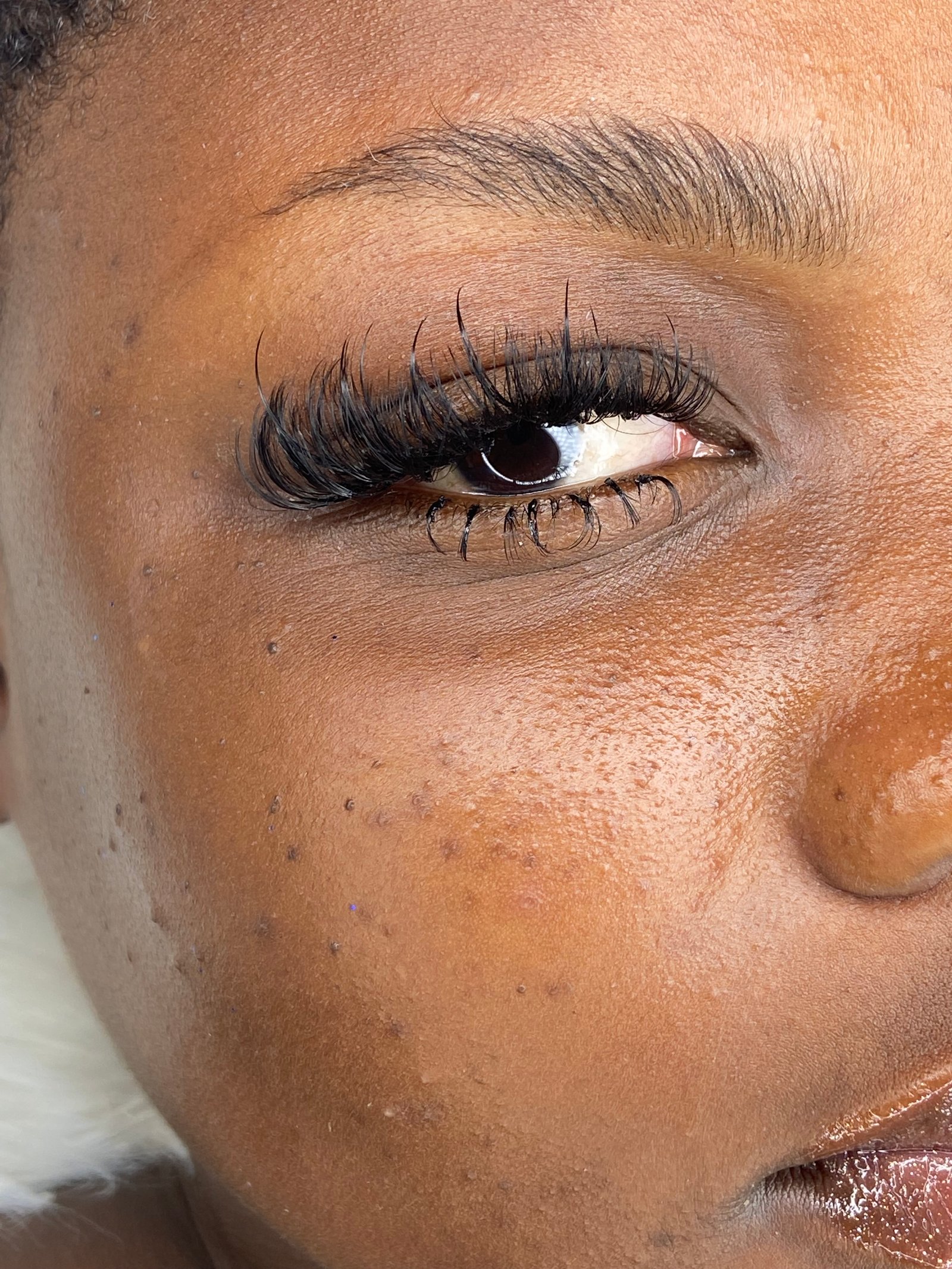 Wispy lash extension