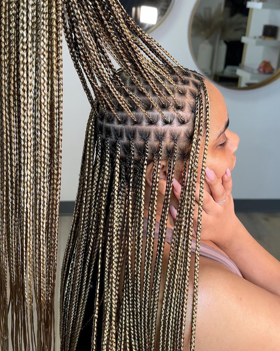 Knotless braids